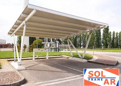 carport pensilina pannelli solari fotovoltaici struttura carport parking parcheggio solarframe madelux tettoia centrale elettrica